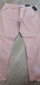 Boyfriend cropped distressed jeans *NEW